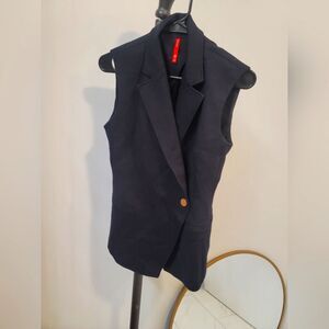 SPANX Perfect Asymmetric One Button Vest Top Black Xs